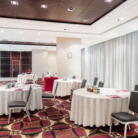Crowne Plaza Hamra Beirut By Ihg Hotel Exterior photo