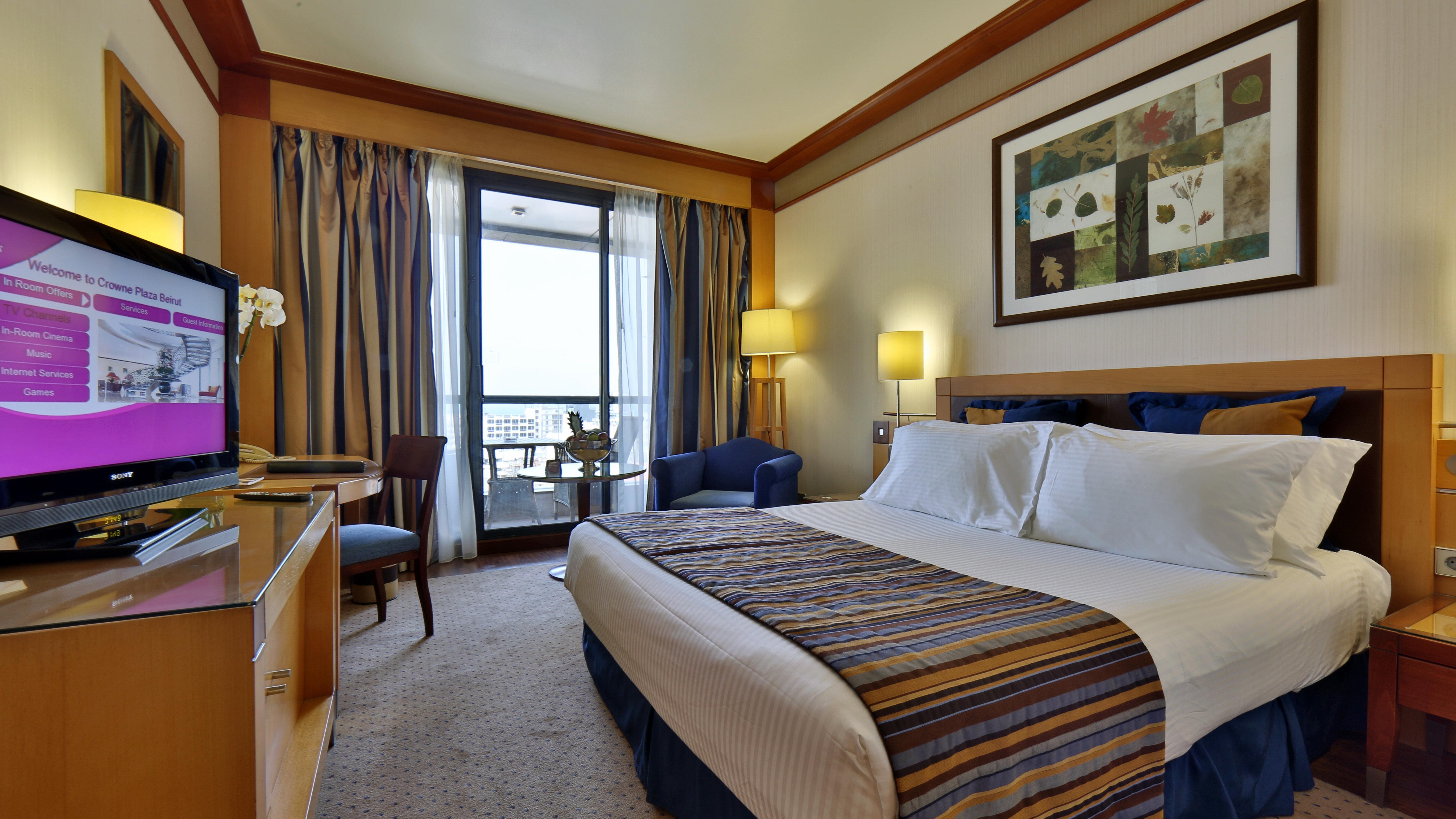 Crowne Plaza Hamra Beirut By Ihg Hotel Exterior photo