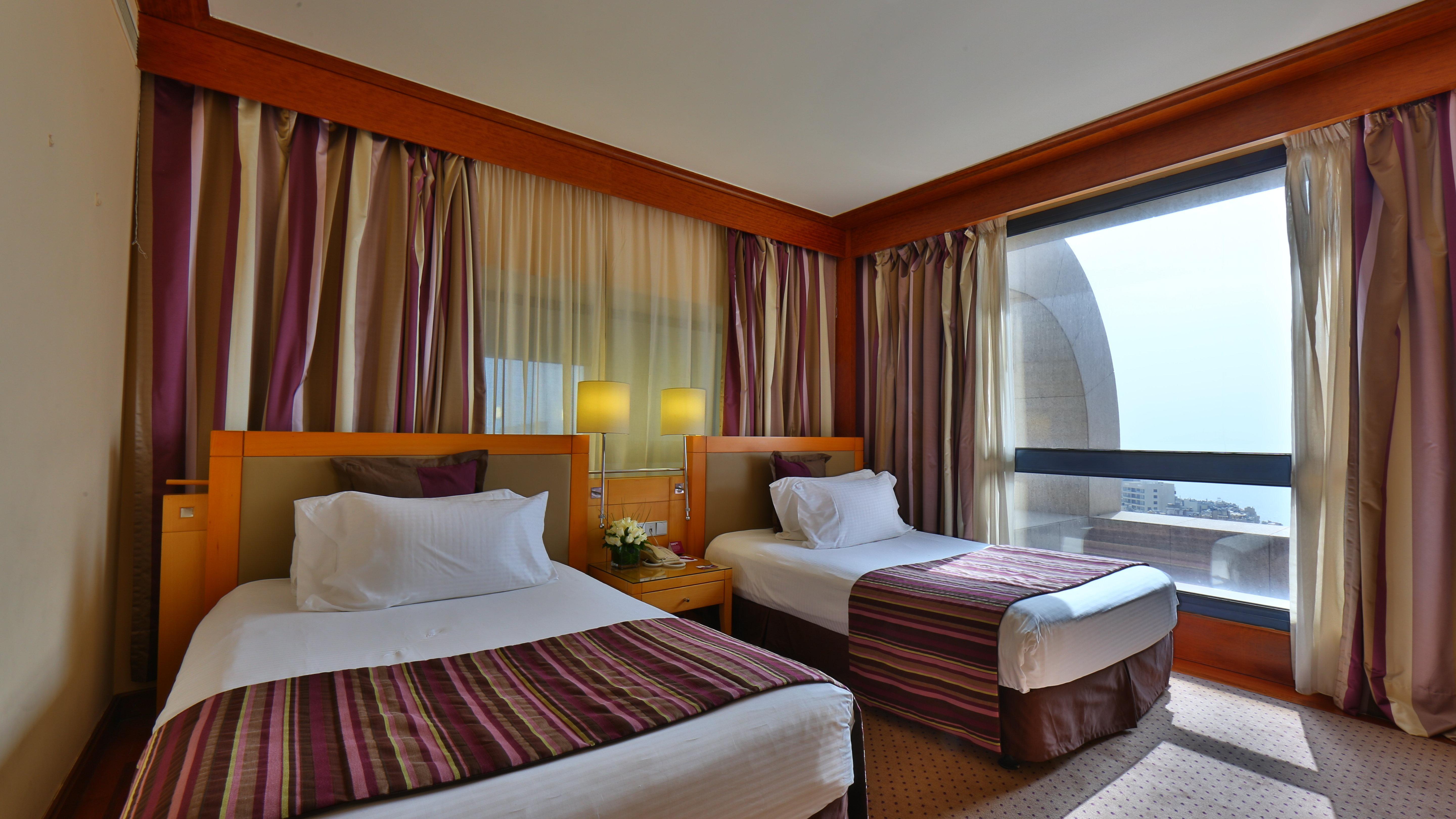 Crowne Plaza Hamra Beirut By Ihg Hotel Exterior photo