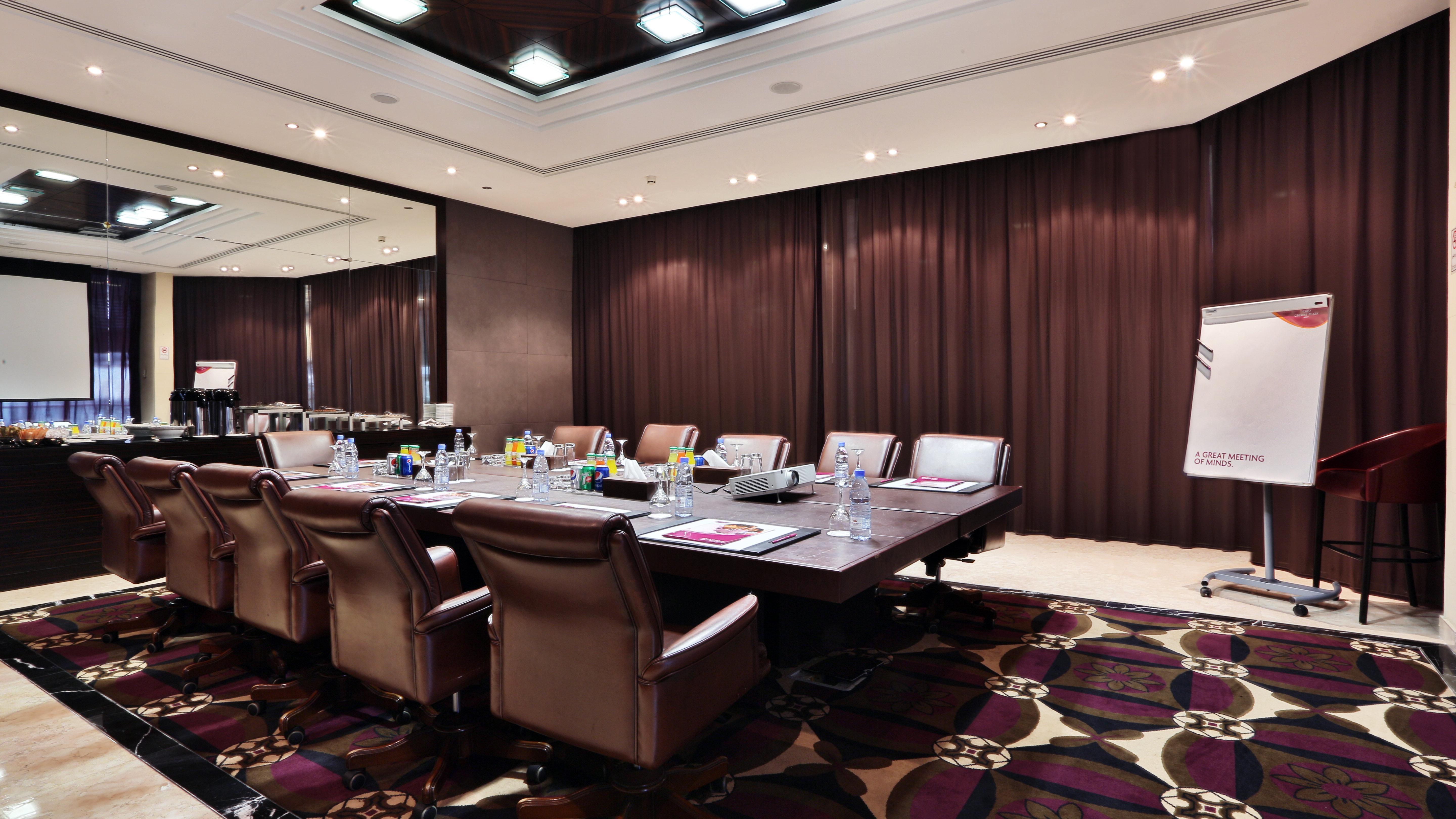Crowne Plaza Hamra Beirut By Ihg Hotel Exterior photo